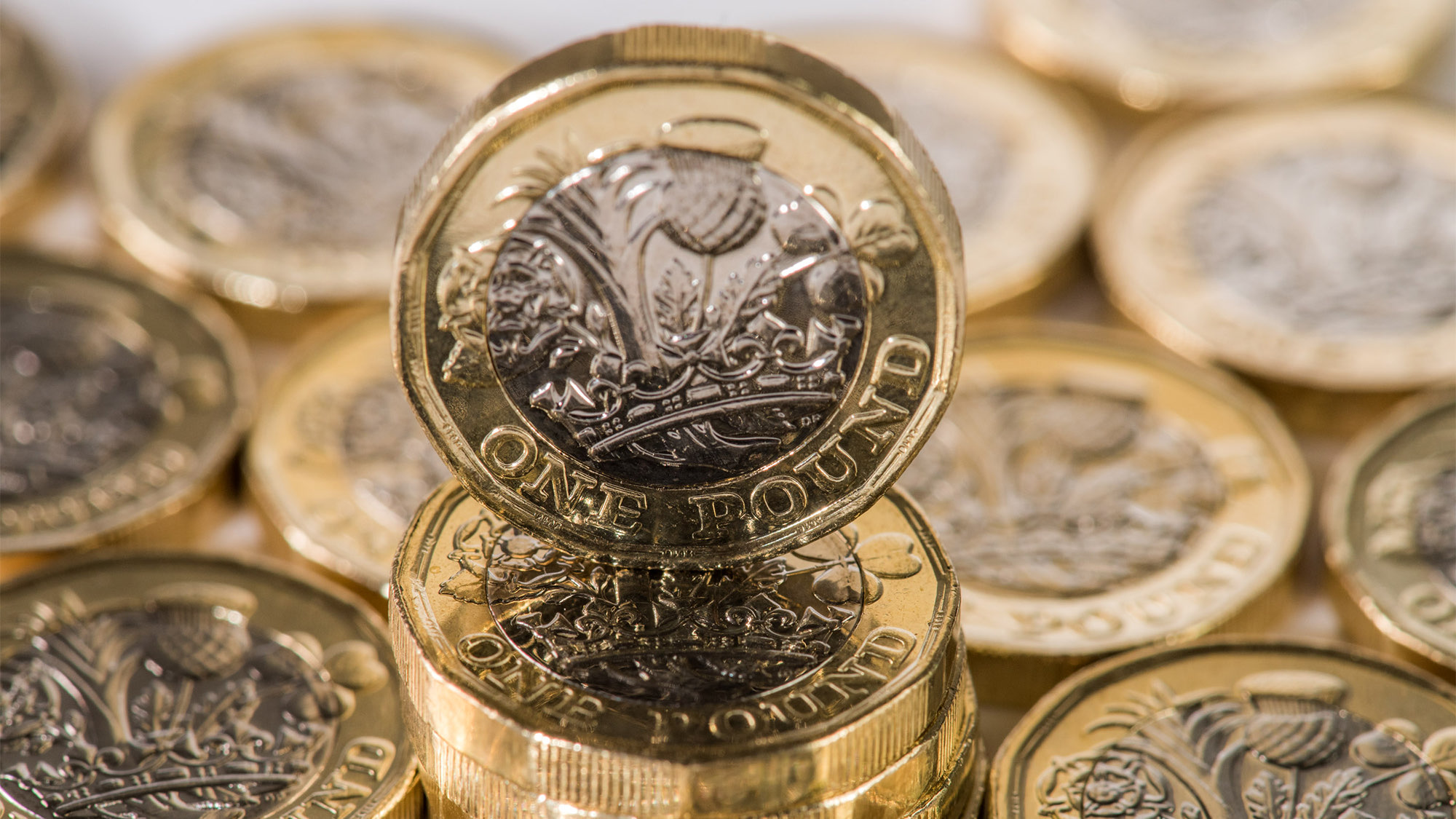 Discovery splash banner for UK Personal Finance Discord server