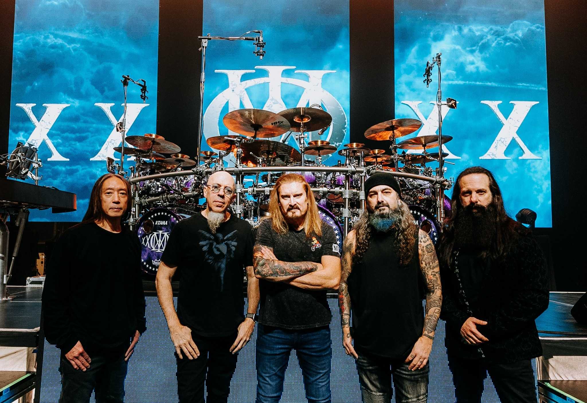 Discovery splash banner for Dream Theater Discord server